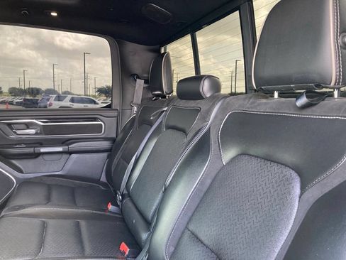 Used 2019 RAM 1500 Laramie AWD/4WD image 10