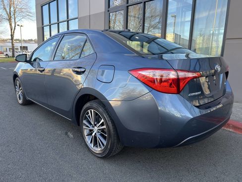 Used 2019 Toyota Corolla LE w/ LE Premium Package image 5