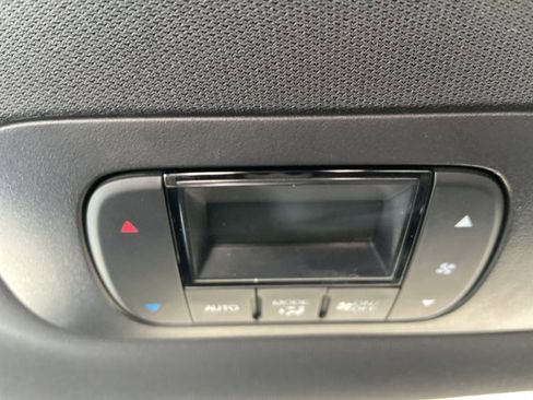 Used 2025 Honda Odyssey Sport-L image 41