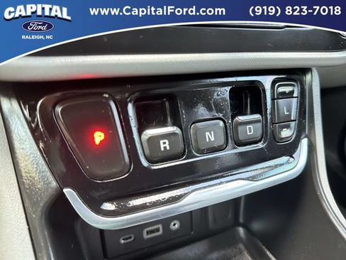 Used 2018 GMC Terrain SLT w/ Preferred Package FWD image 30