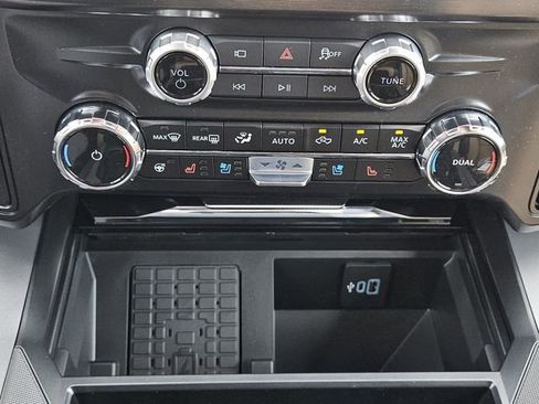 New 2026 Ford F250 Lariat AWD/4WD image 15