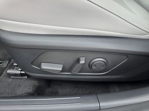 New 2026 Hyundai Elantra Limited image 15