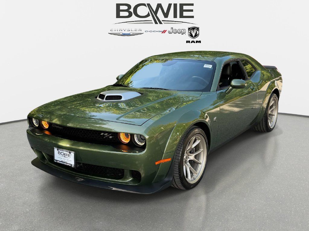 Used 2023 Dodge Challenger R/T Scat Pack RWD image 5