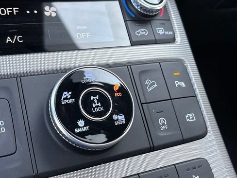 Used 2025 Hyundai Palisade Calligraphy AWD/4WD image 19