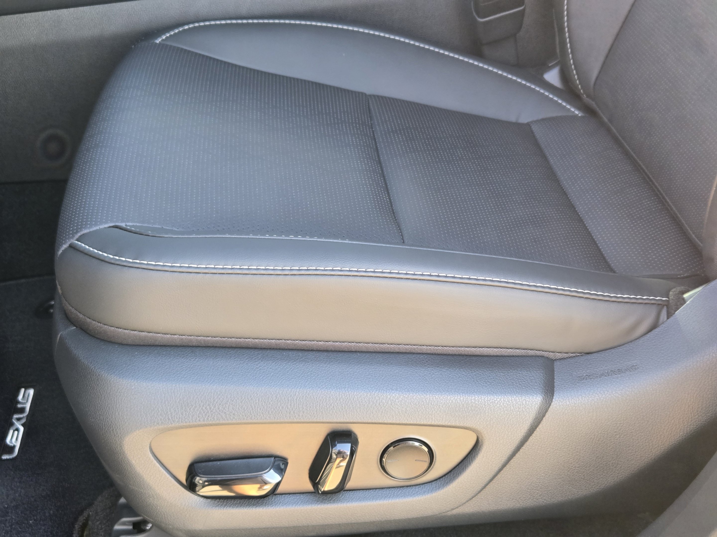 New 2026 Lexus RX 350 Premium Plus w/ Accessory Package (Z1) FWD image 18