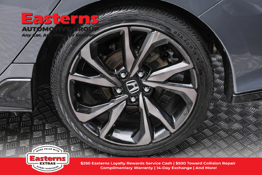 Used 2018 Honda Civic Sport Touring image 9