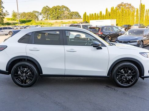 New 2027 Honda HR-V Sport image 5