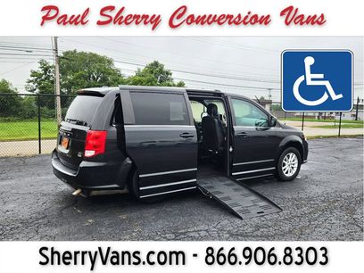 Used 2019 Dodge Grand Caravan SXT w/ Driver Convenience Group