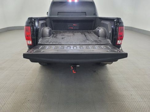 Used 2018 RAM 1500 Express w/ Express Value Package image 29