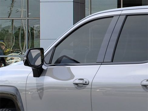 New 2025 Chevrolet Silverado EV RST image 12