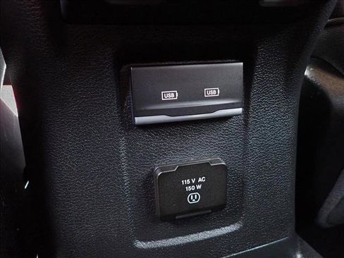 Used 2023 Jeep Wrangler Unlimited Rubicon 4xe AWD/4WD image 10