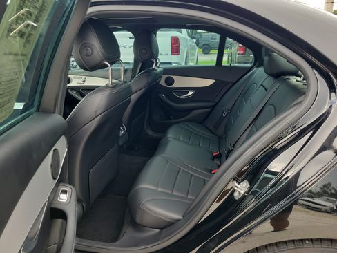 Used 2019 Mercedes-Benz C 300 Sedan image 10