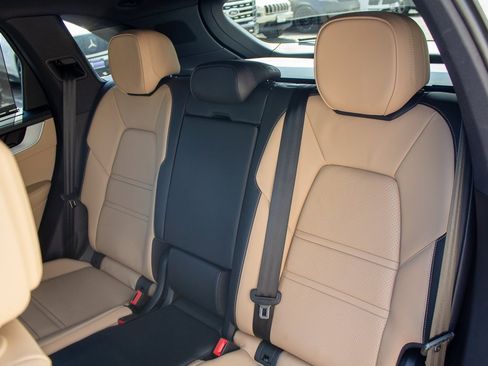 Used 2025 Porsche Cayenne Base w/ Premium Package Plus image 22