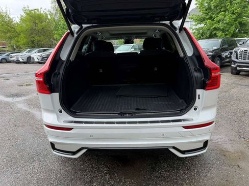 Used 2024 Volvo XC60 B5 Plus w/ Protection Package Premier AWD/4WD image 5