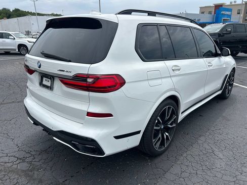 Used 2022 BMW X7 xDrive40i w/ M Sport Package AWD/4WD image 5