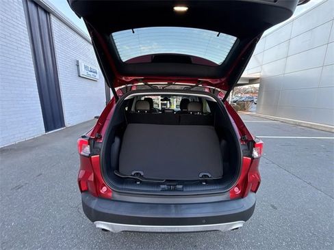 Used 2022 Ford Escape Titanium w/ Titanium Premium Package image 20