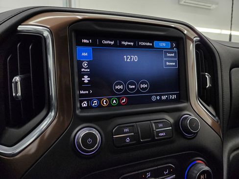 Used 2022 Chevrolet Silverado 2500 High Country w/ Safety Package II image 11