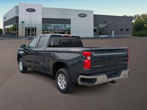 Used 2021 Chevrolet Silverado 1500 LT w/ LPO, Dark Essentials Package image 8