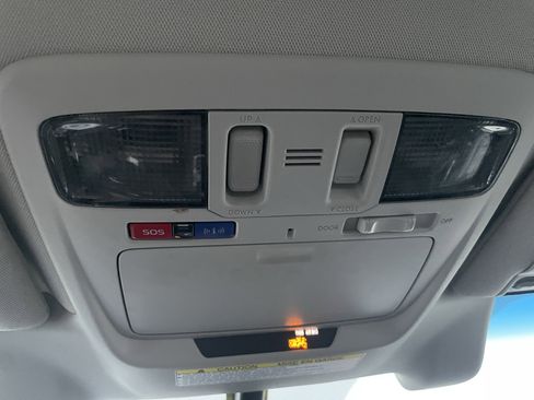 Used 2019 Subaru Legacy 2.5i Limited w/ Popular Package #2A image 27