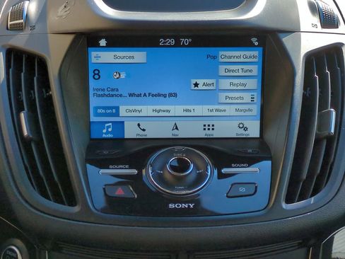 Used 2019 Ford Escape Titanium image 18