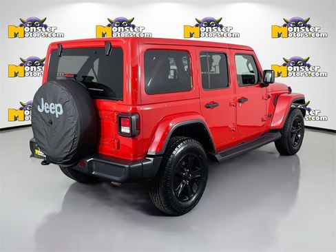 Used 2021 Jeep Wrangler Unlimited Sahara image 5