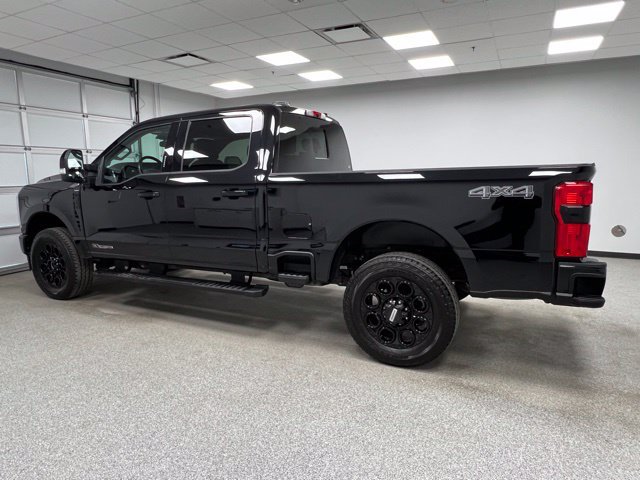 Used 2024 Ford F350 Lariat w/ Black Appearance Package AWD/4WD image 7