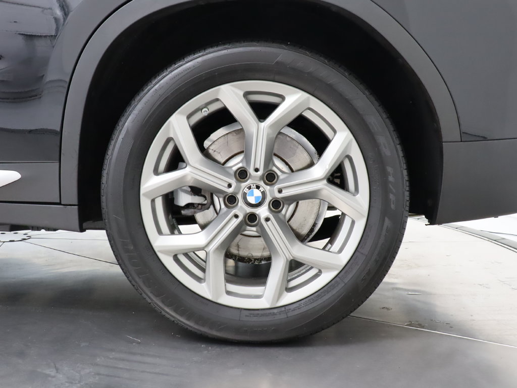 Used 2023 BMW X4 xDrive30i w/ Premium Package AWD/4WD image 45