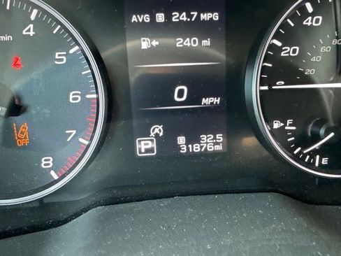 Used 2025 Subaru Outback Premium AWD/4WD image 9