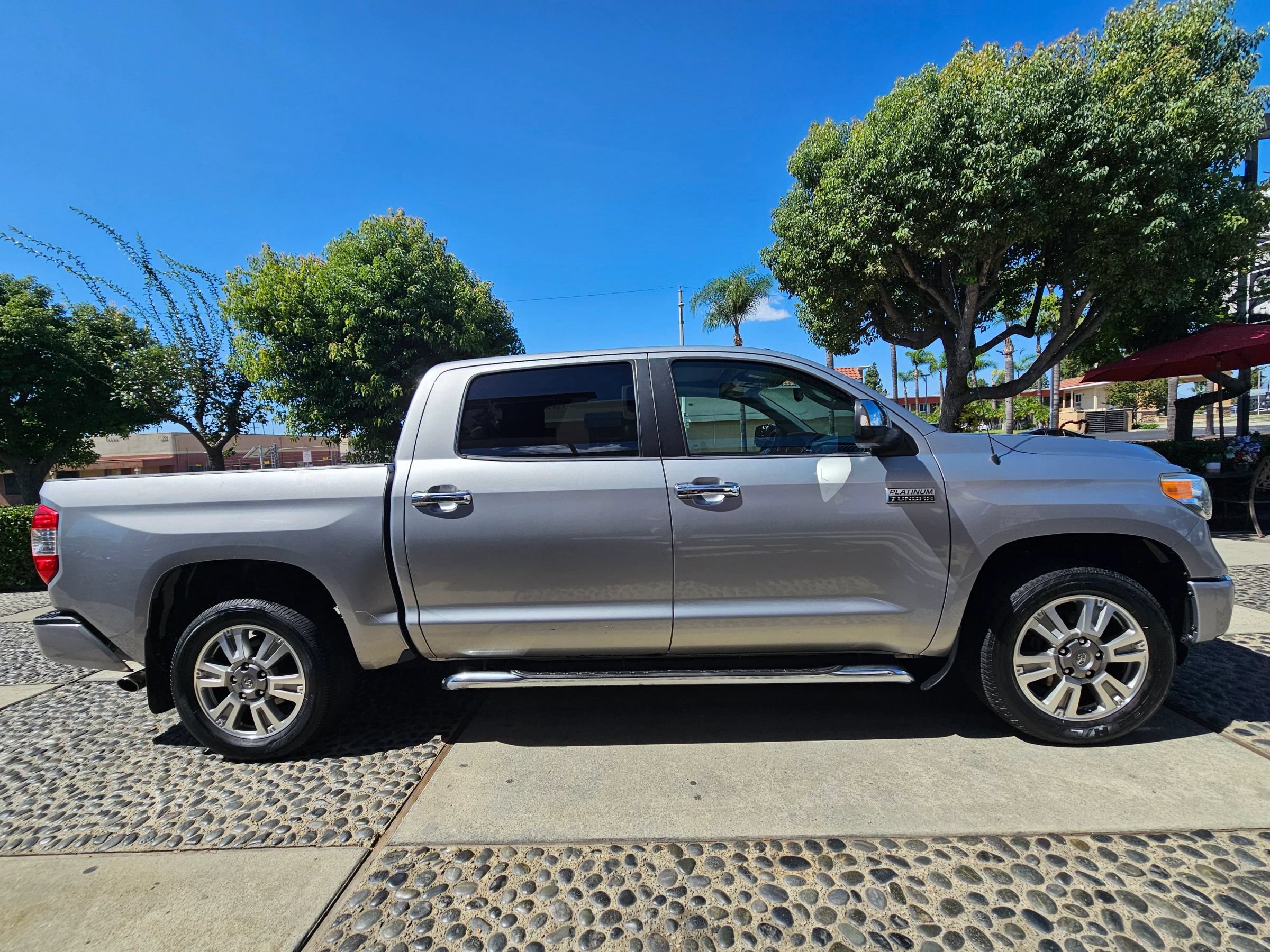 Used 2014 Toyota Tundra Platinum RWD image 4