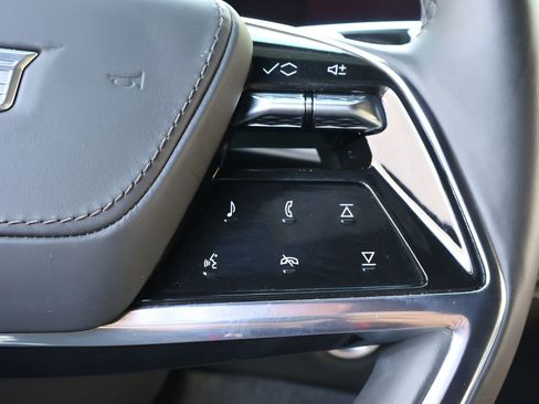 Certified 2025 Cadillac Escalade Sport Platinum image 27