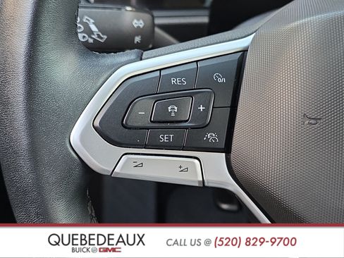 Used 2024 Volkswagen Jetta SE w/ Panoramic Sunroof Package FWD image 15