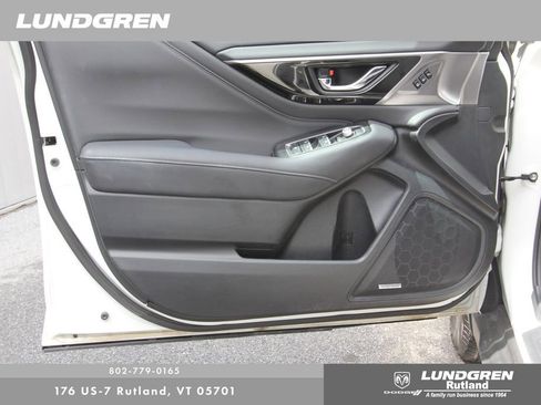 Used 2023 Subaru Outback Limited image 11