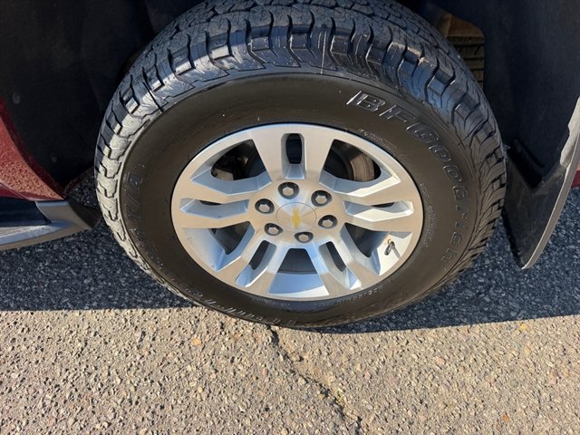 Used 2020 Chevrolet Suburban LT AWD/4WD image 18
