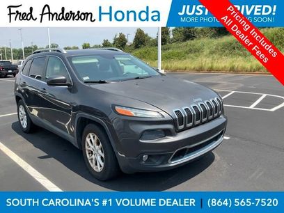 Used 2016 Jeep Cherokee Latitude w/ Cold Weather Group