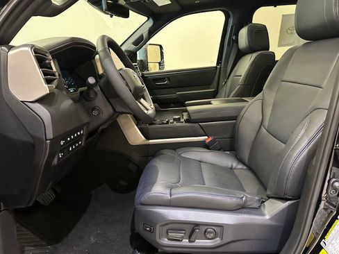 New 2026 Toyota Tundra Platinum AWD/4WD image 21