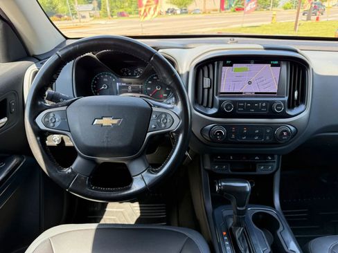 Used 2017 Chevrolet Colorado Z71 AWD/4WD image 27
