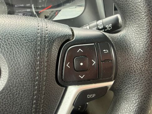 Used 2017 Toyota Sienna LE FWD image 14