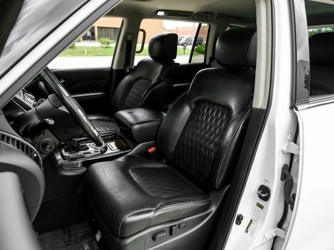 Used 2019 INFINITI QX80 Luxe w/ 22" Wheel Package RWD image 34