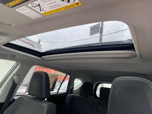 Used 2017 Toyota RAV4 XLE w/ Protection Package AWD/4WD image 18