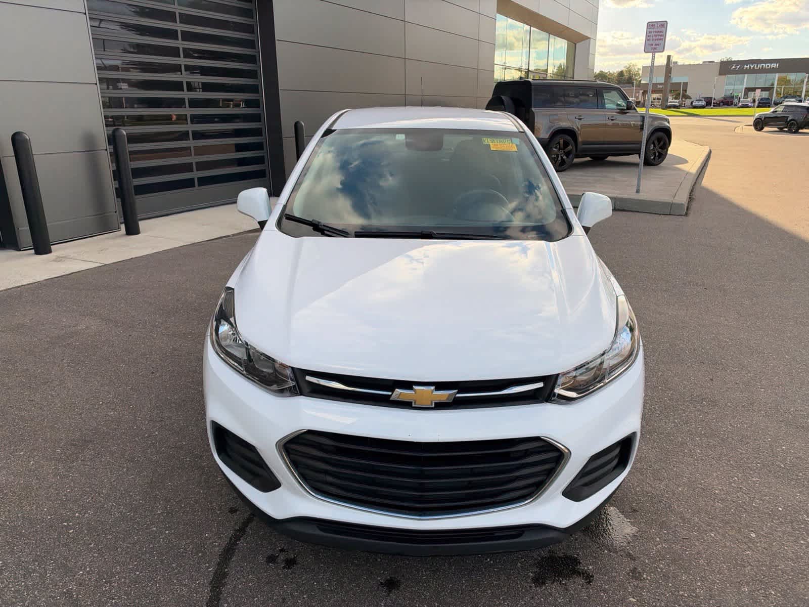 Used 2019 Chevrolet Trax LS FWD image 8