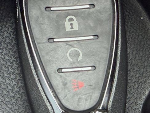 Used 2026 Chevrolet Blazer LT FWD image 25