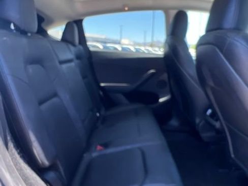 Used 2023 Tesla Model Y Long Range AWD/4WD image 29