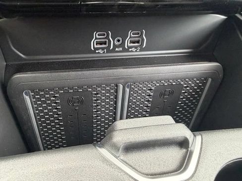 New 2026 RAM 2500 Laramie AWD/4WD image 25