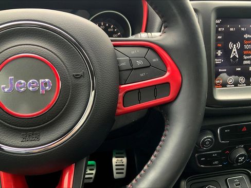 Used 2018 Jeep Compass Trailhawk w/ Navigation Group image 23