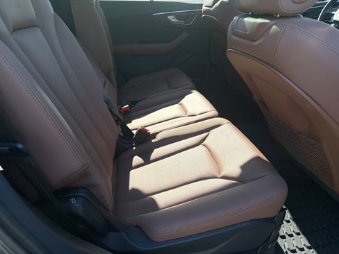 Used 2021 Audi Q7 3.0T Prestige image 27