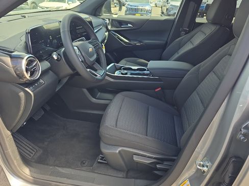 New 2026 Chevrolet Equinox LT w/ Safety and Technology Package AWD/4WD image 15