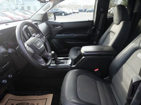 Used 2016 GMC Canyon SLE w/ All Terrain Adventure Package image 10