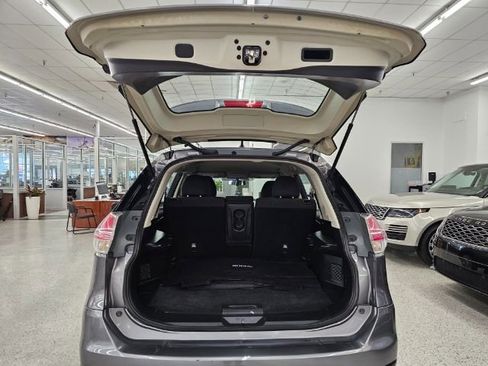 Used 2016 Nissan Rogue S image 37