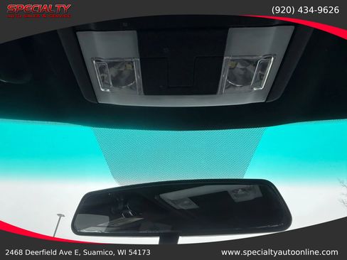 Used 2016 Ford Explorer XLT image 34