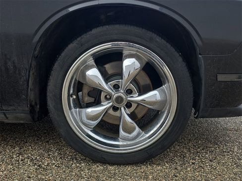 Used 2010 Dodge Challenger R/T image 34